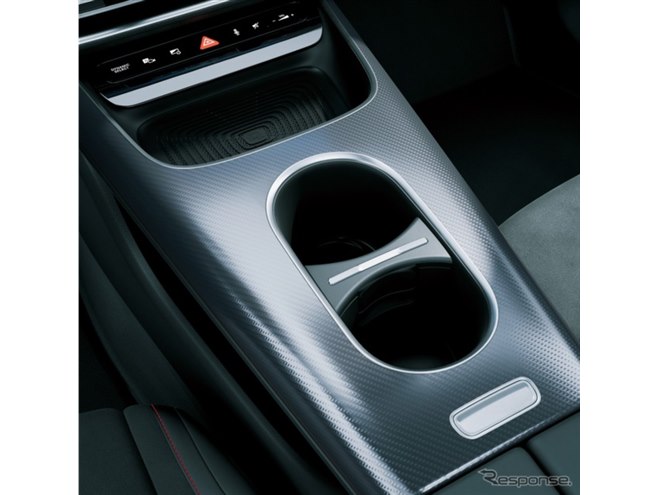 �����Z�f�X�x���cCLA 180 Shooting Brake Launch Edition