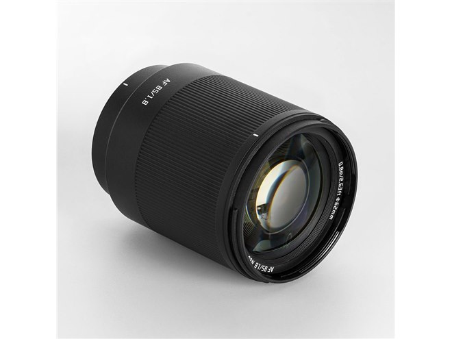 NIKONレンズAF NIKKOR 85mm F1.8D　 単焦点 レンズ 銘匠光学、F1.8の大きなボケと軽快なAFを備えた中望遠単焦点レンズ