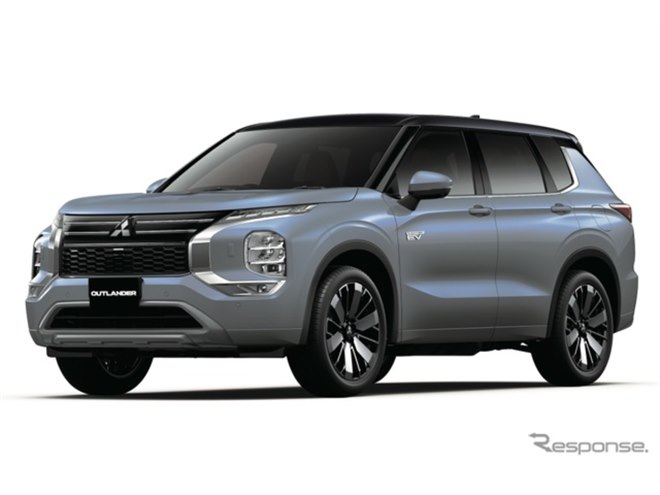 �O�H �A�E�g�����_�[PHEV ���s