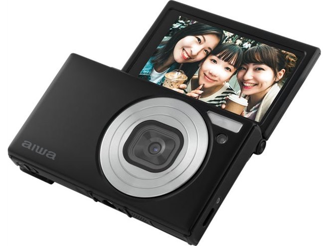 aiwa cam DCB コンパクトデジタルカメラ aiwa、180度チルト液晶搭載の「aiwa cam DCB-3」などコンパクト