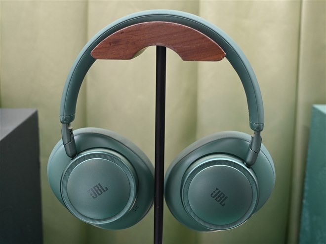 JBL、ワイヤレスヘッドホン「Live 780NC」「Live 680NC」に新色