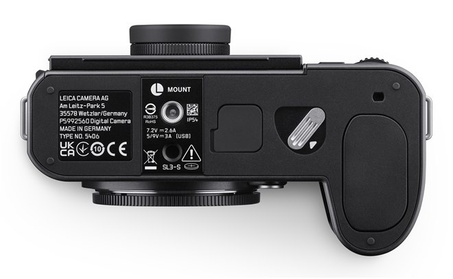 ライカ、30コマ/秒の連写に対応したフルサイズミラーレスカメラ