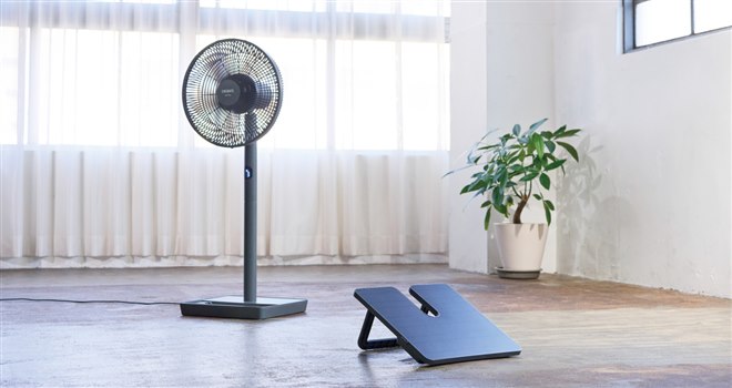 ソーラーパネルで発電するコードレス扇風機「ソーラーパワーリビング