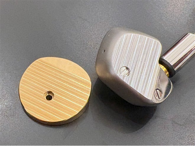 final A10000 Collector’s Edition 250424_A10000_TH_CE_1200x1200_