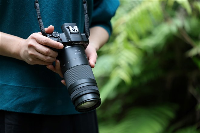 キヤノン、35,200円の望遠ズームレンズ「RF75-300mm F4-5.6」を5 キヤノン、35,200円の望遠ズームレンズ「RF75-300mm F4-5.6」を5