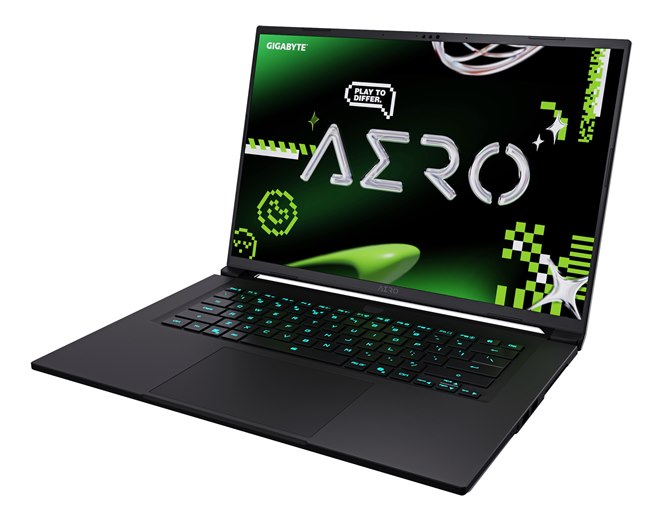 GIGABYTE、Ryzen AI 7 350やGeForce RTX 5070を搭載した16型