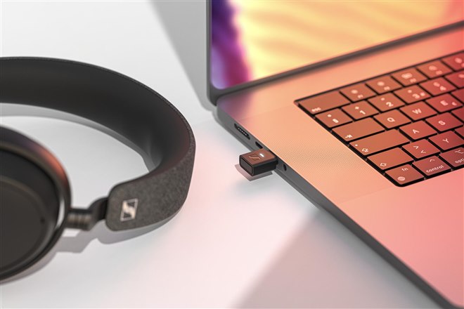ゼンハイザー、aptX LosslessやAuracast対応Bluetooth USB
