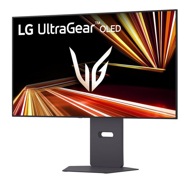 LG、有機ELを採用した23万円の31.5型4Kゲーミングモニター