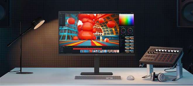 【24時間以内発送】【美品】LG 4K/HDRディスプレイ 31.5インチ 20240130170602_658_.jpg