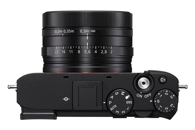 ソニー、約6100万画素センサーを搭載したレンズ一体型フルサイズ