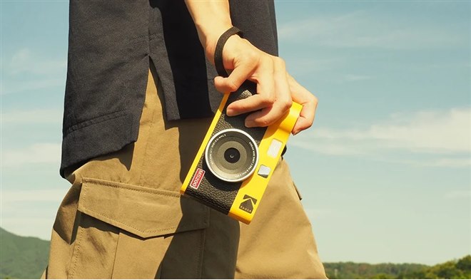 コダック、撮ったその場で印刷＆スマホの写真プリントができる2in1