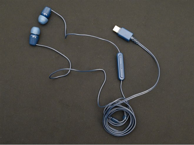 ソニー、3千円台で買えるUSB Type-C接続の有線イヤホン「IER-EX15C