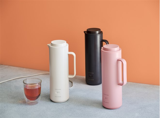 レコルト、1人分にぴったり330mlの電気ケトル「スマートケトル スリム