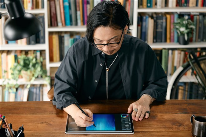 ワコム、14型有機ELを搭載したポータブルクリエイティブパッド