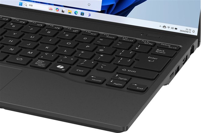 富士通、世界最軽量634gの14型モバイルノートPC「FMV UX-K3」を