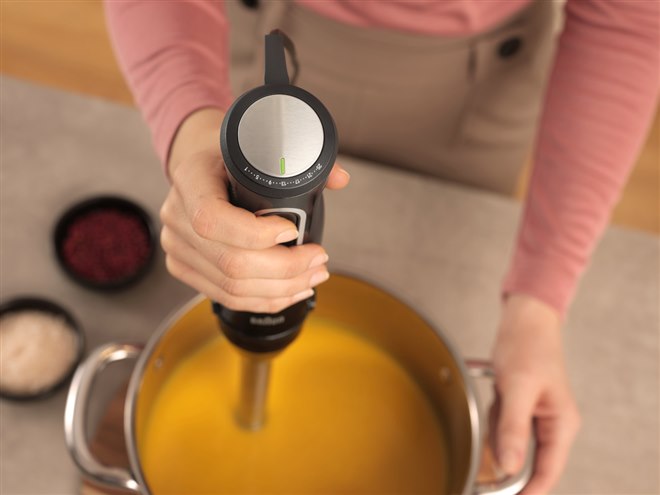 ブラウン、25段階スピード調節可能な「マルチクイック 5 Pro ハンド