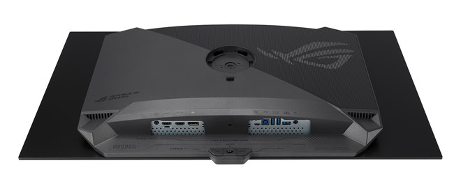 ASUS、TrueBlack光沢有機ELパネルを搭載した31.5型4Kゲーミング