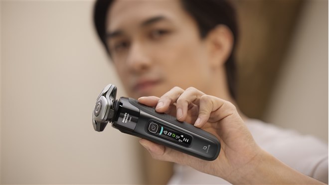 フィリップス、最高峰「i9000」シリーズにカラーや付属品の異なる8