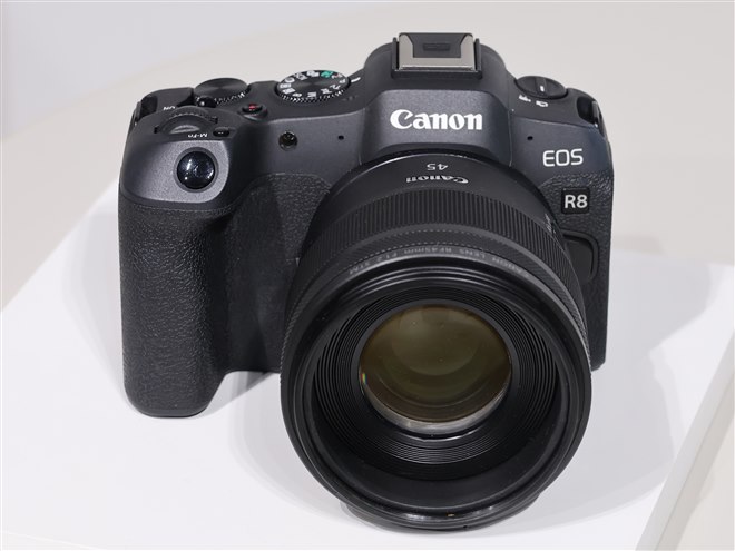 キヤノン、F1.2の単焦点レンズ「RF45mm F1.2 STM」の納期遅れを発表