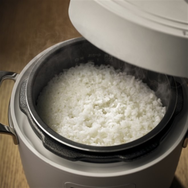 Re・De、約25分の炊飯や15段階の低温調理設定に対応した電気圧力鍋「Re