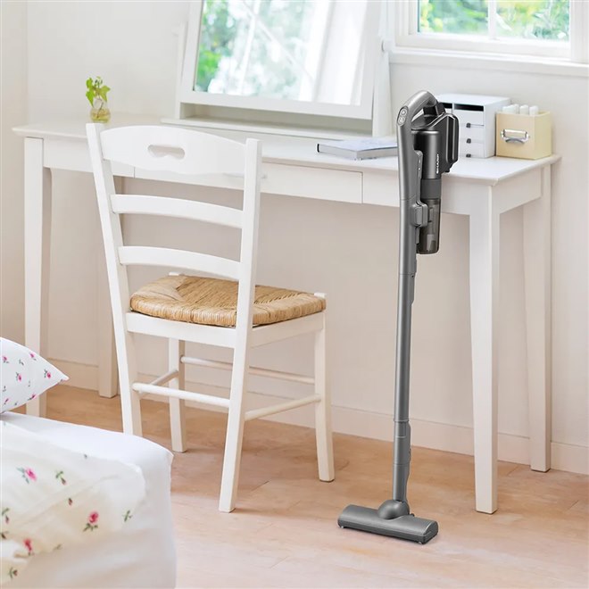 シャープ、軽量1.2kgの「マイルームスティック」コードレス掃除機「EC