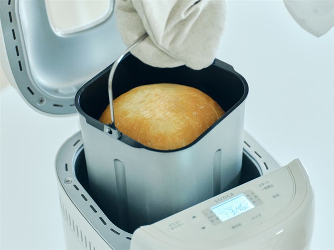 シロカ、シリーズ初の厚釜パンケースを採用した「おうちベーカリー