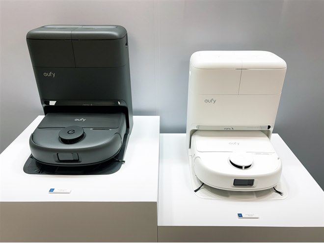 Anker、15000Paの吸引力とローラーモップを搭載した全自動モデル「Eufy