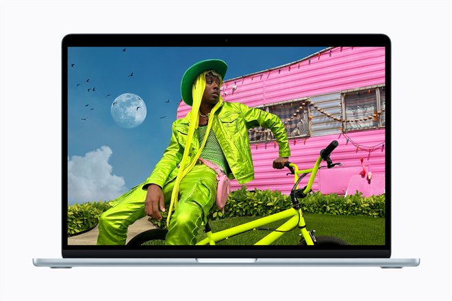 アップル、新型「MacBook Air」発表 M5チップ搭載・512GB SSDを標準