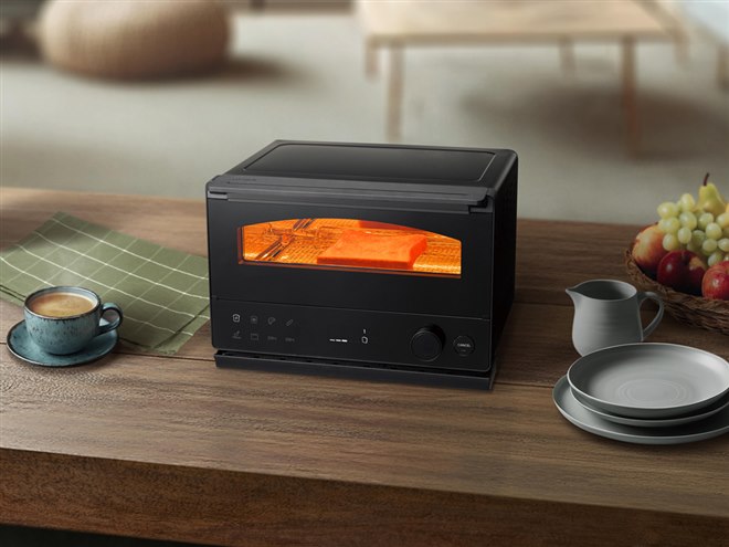 東芝、3Dドーム構造でトースト1枚を約60秒で焼き上げる「石窯ドーム