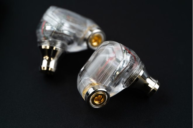 Campfire Audio、10mm ADLCダイナミックドライバーとBAのハイブリッド