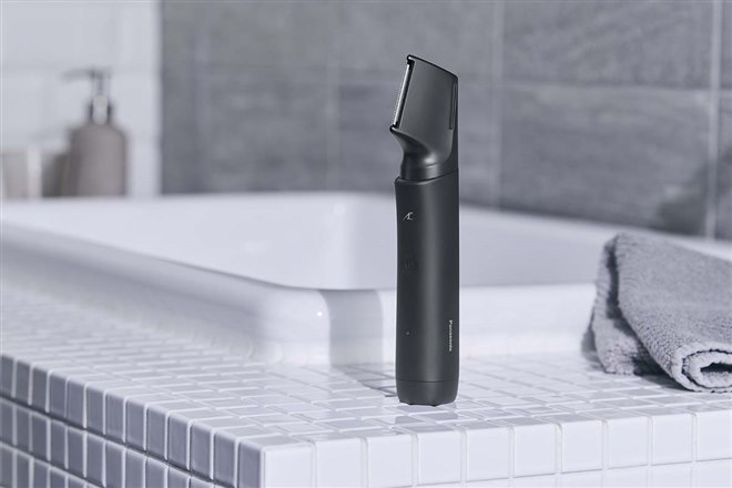 パナソニック、新I字フォルムを採用した「ラムダッシュ ボディトリマー