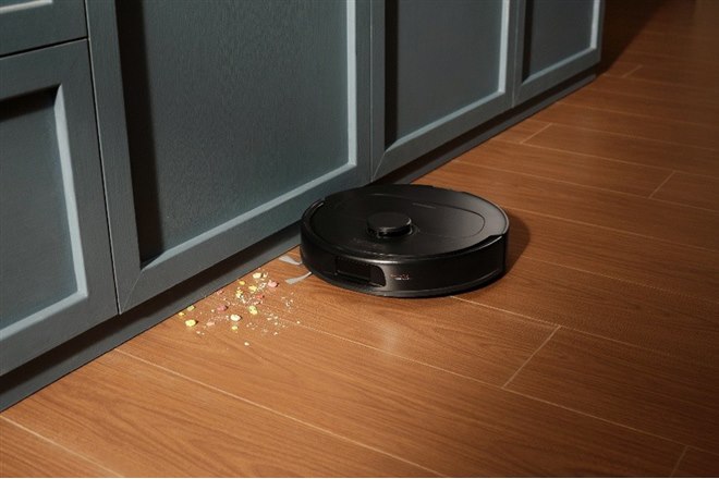 Roborock、進化した水拭き性能と多機能全自動ドックを搭載したロボット