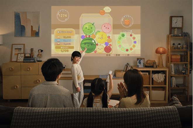 Aladdin X、フルHD対応の照明一体型3in1プロジェクター「Aladdin X3