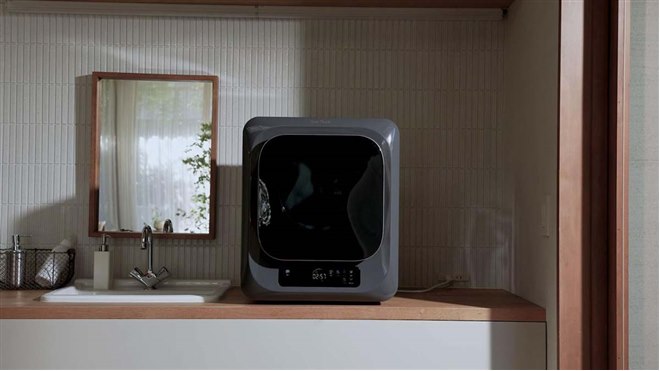 SunRuck、UV除菌やシワ軽減に対応した3kgの衣類乾燥機「Smart Cube