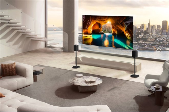 LG、厚さ1cm未満の薄型＆ワイヤレスを採用した83V型4K有機ELテレビ「LG