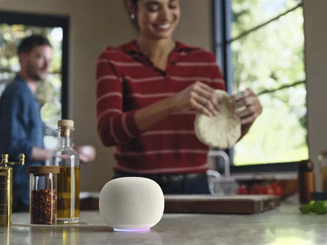 グーグル、Gemini搭載の360度サウンド対応Bluetoothスピーカー「Google
