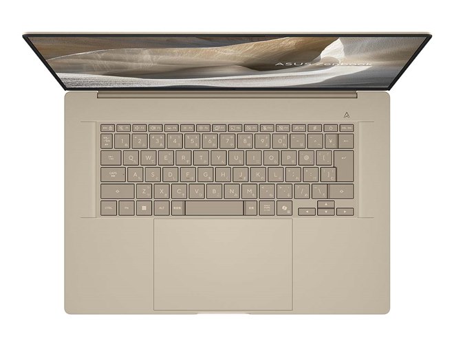 ASUS、メモリー24GBを採用した16型有機ELモバイルノートPC「Zenbook