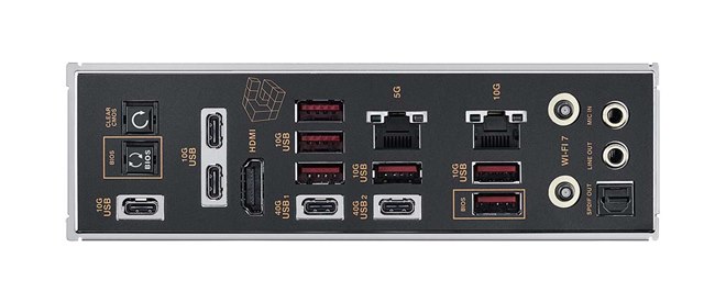 ASUS、初代ROGマザーボード20周年を記念した「ROG CROSSHAIR 2006