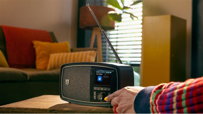 フィリップス、50sテイストのレトロなBluetoothスピーカー「Philips