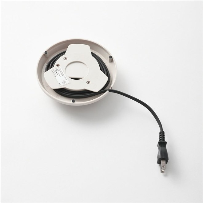 BRUNO、転倒流出防止構造に適合した電気ケトル「ステンレスデイリー