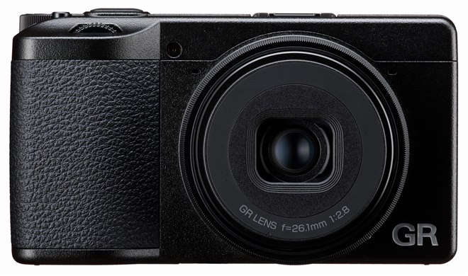 リコー、40mm相当の新レンズを採用したハイエンドコンパクトデジカメ