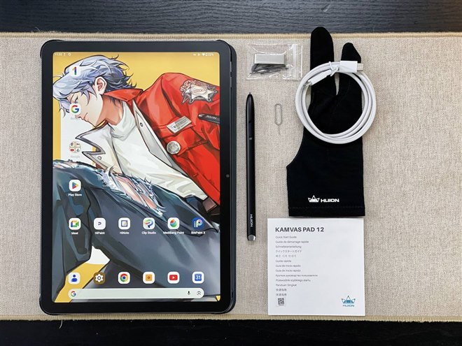 �uHuion Kamvas Pad 12�v�̃p�b�P�[�W���e