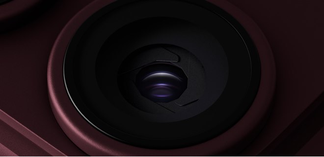 48MP Fusion���C���J�����́Af/1.48�Af/1.8�Af/2.8�Af/4.0�̉ύi��ɑΉ��B��2����Z���T�[�V�t�g���w����Ԃ�␳��ő�40�{�̃f�W�^���Y�[����������