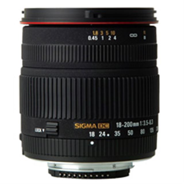 18-200mm F3.5-6.3 DC ニコン用