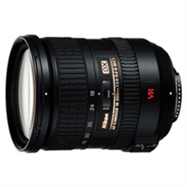 D80 AF-S DX VR 18-200GYLbg