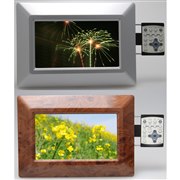 [KDF-07] �����o�����R���g���[���p�l���𓋍ڂ���7�^�f�W�^���t�H�g�t���[���i��F�V���o�[/���F�ؖځj�B���i�̓I�[�v���B