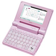 [D5�i�s���N�j] ����33�R���e���c�����^�����|�[�^�u���I�[�f�B�I�Ƃ��ė��p�\�ȓd�q�����B���̉��i��2GB���f����39,800�~�A4GB���f����44,800�~�i�Ƃ��ɐō��j