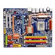 [GA-EP45-DS5] Intel P45/ICH10R�`�b�v�Z�b�g��3��ނ̃N���A�X�C�b�`�𓋍ڂ���LGA775�pATX�}�U�[�{�[�h�B�s��z�艿�i��28,900�~�O��