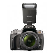 [HVL-F20AM�i��330�������j] �d�ʖ�98g�A����24mm�y�ʃX�����{�f�B���̗p�����K�C�h�i���o�[20�̃t���b�V���B���i��13,650�~�i�ō��j