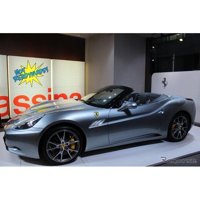 フェラーリ カリフォルニア 価格 新型情報 グレード諸元 価格 Com